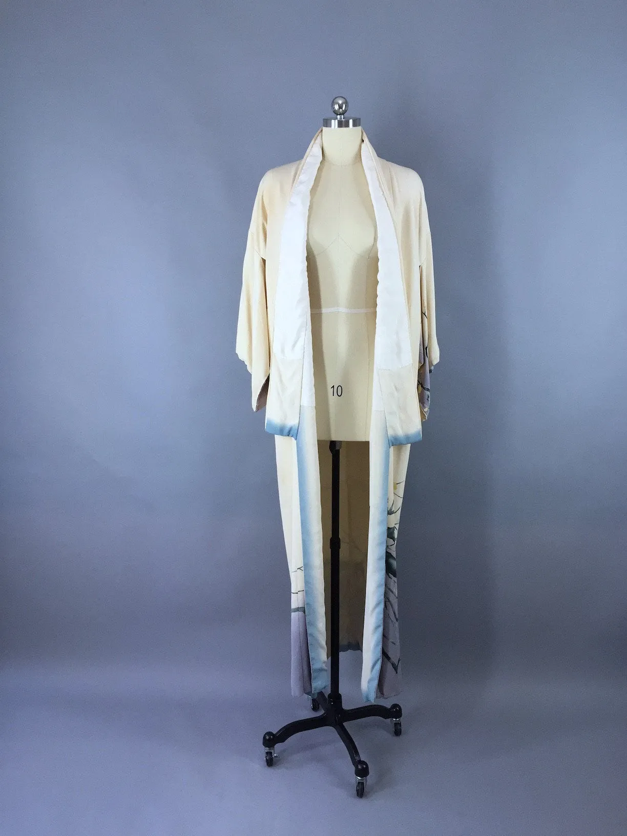 1950s Vintage Silk Kimono Robe / Ivory Branches