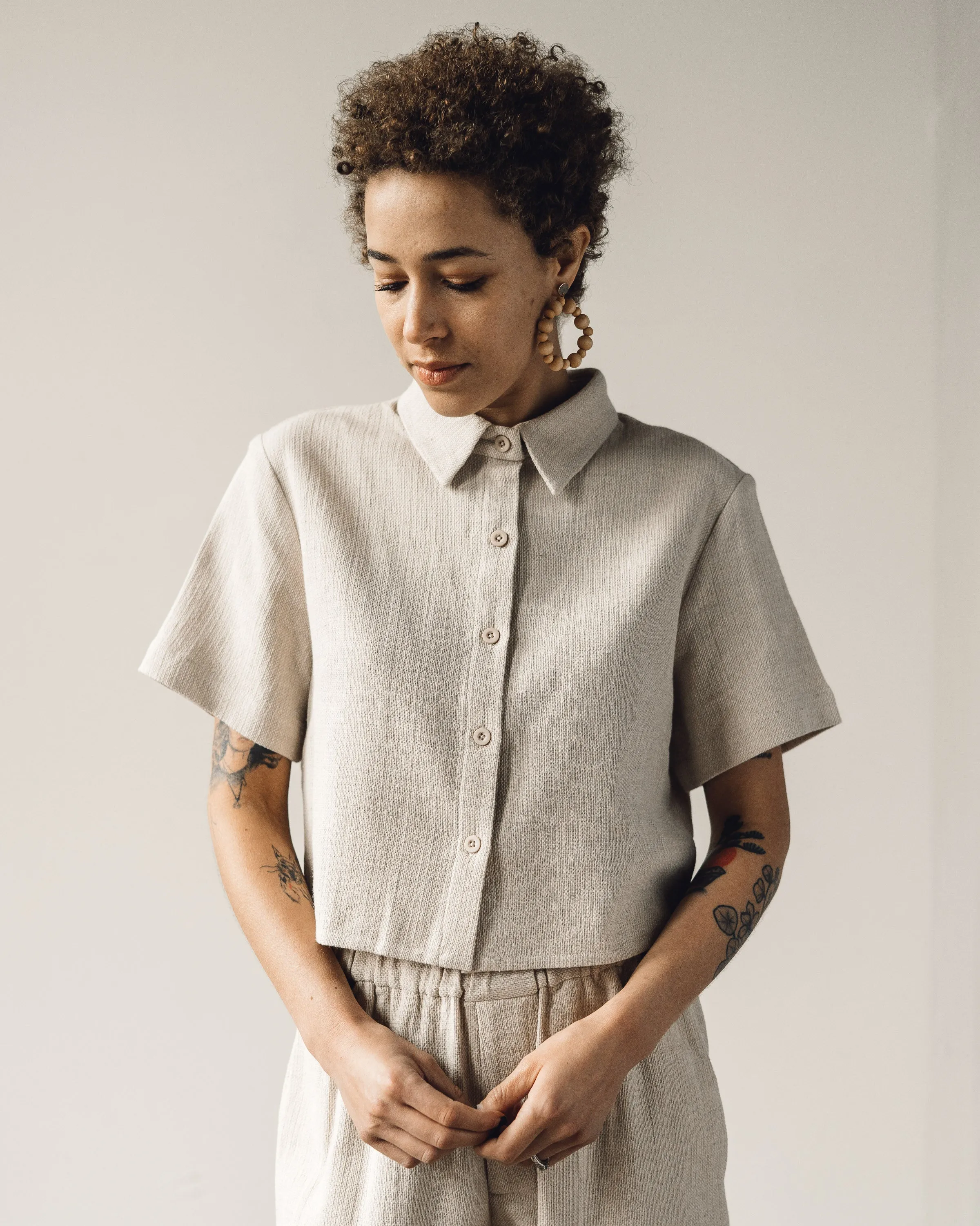 7115 Cropped Button Down, Oatmeal