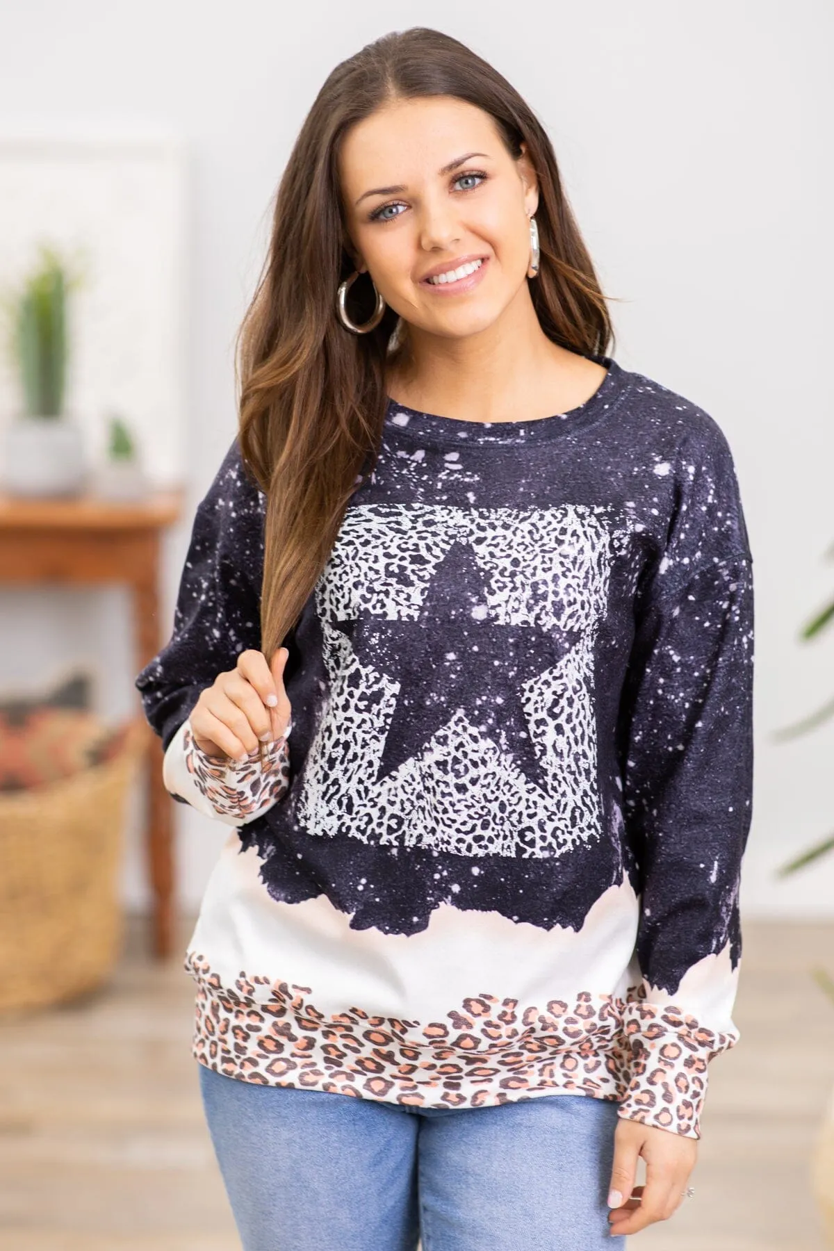 Black Bleach Splash Star Graphic Sweatshirt