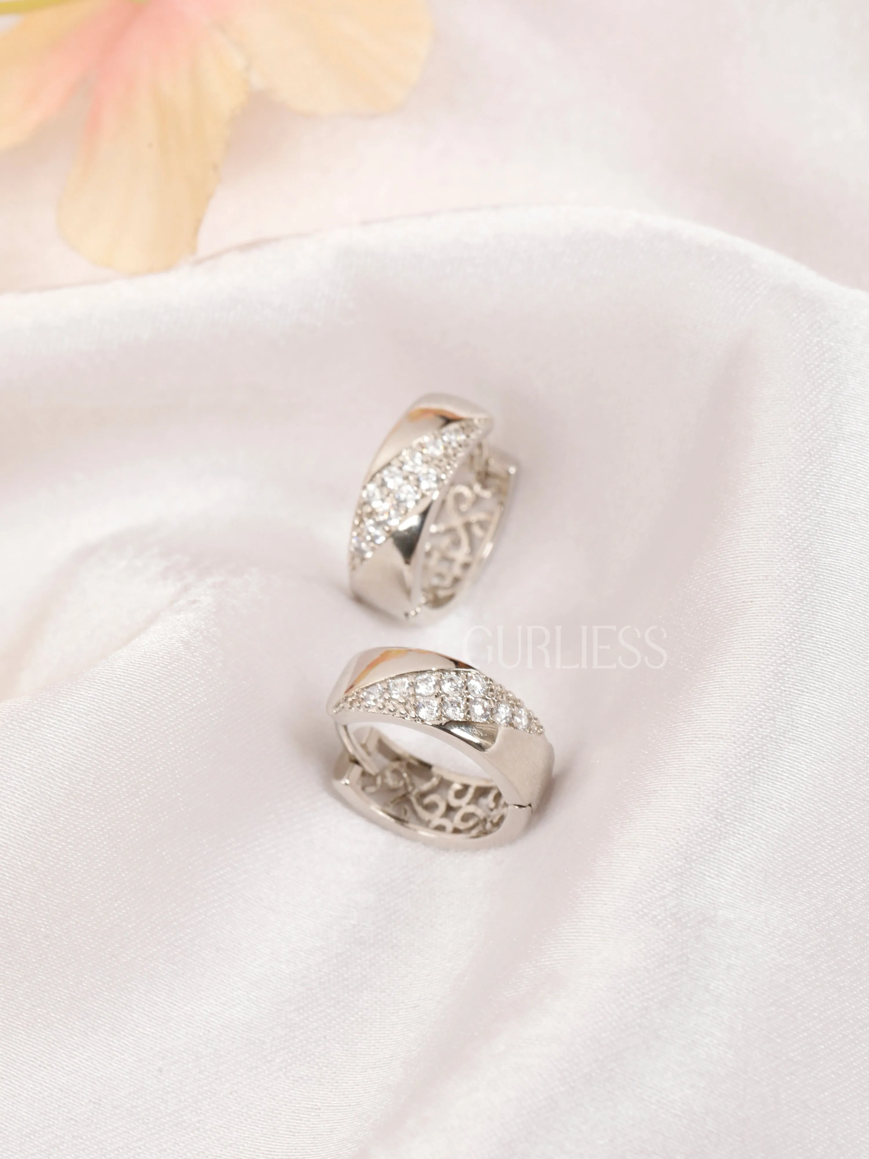 Classic Minimal Stud Earrings