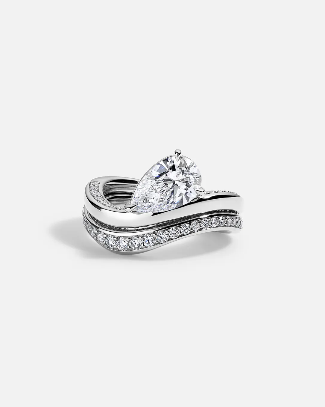 LAGUNA Wave Ring   Pear