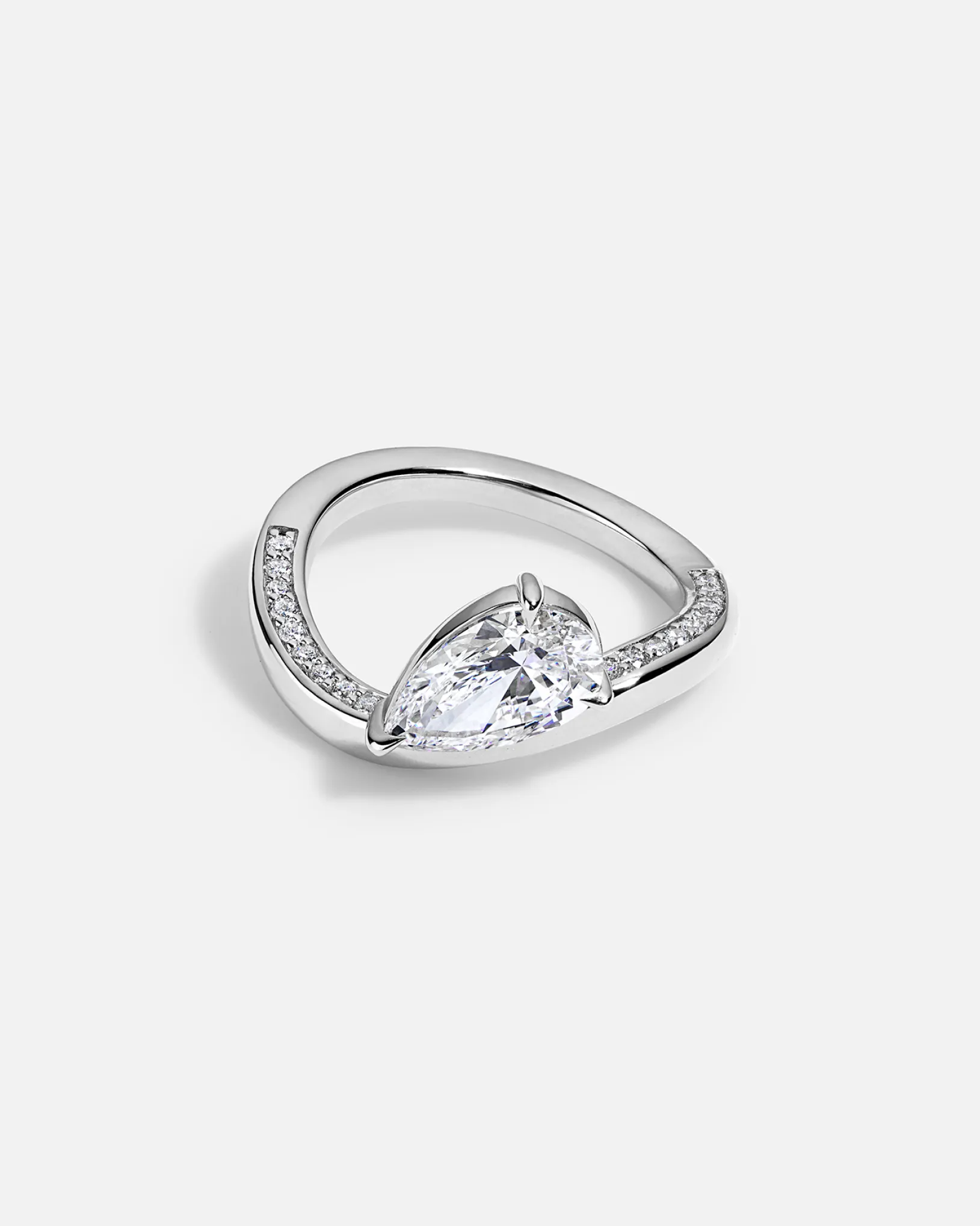 LAGUNA Wave Ring   Pear