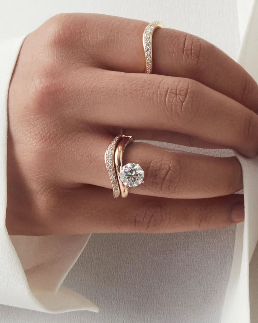 LAGUNA Wave Ring   Round Brilliant