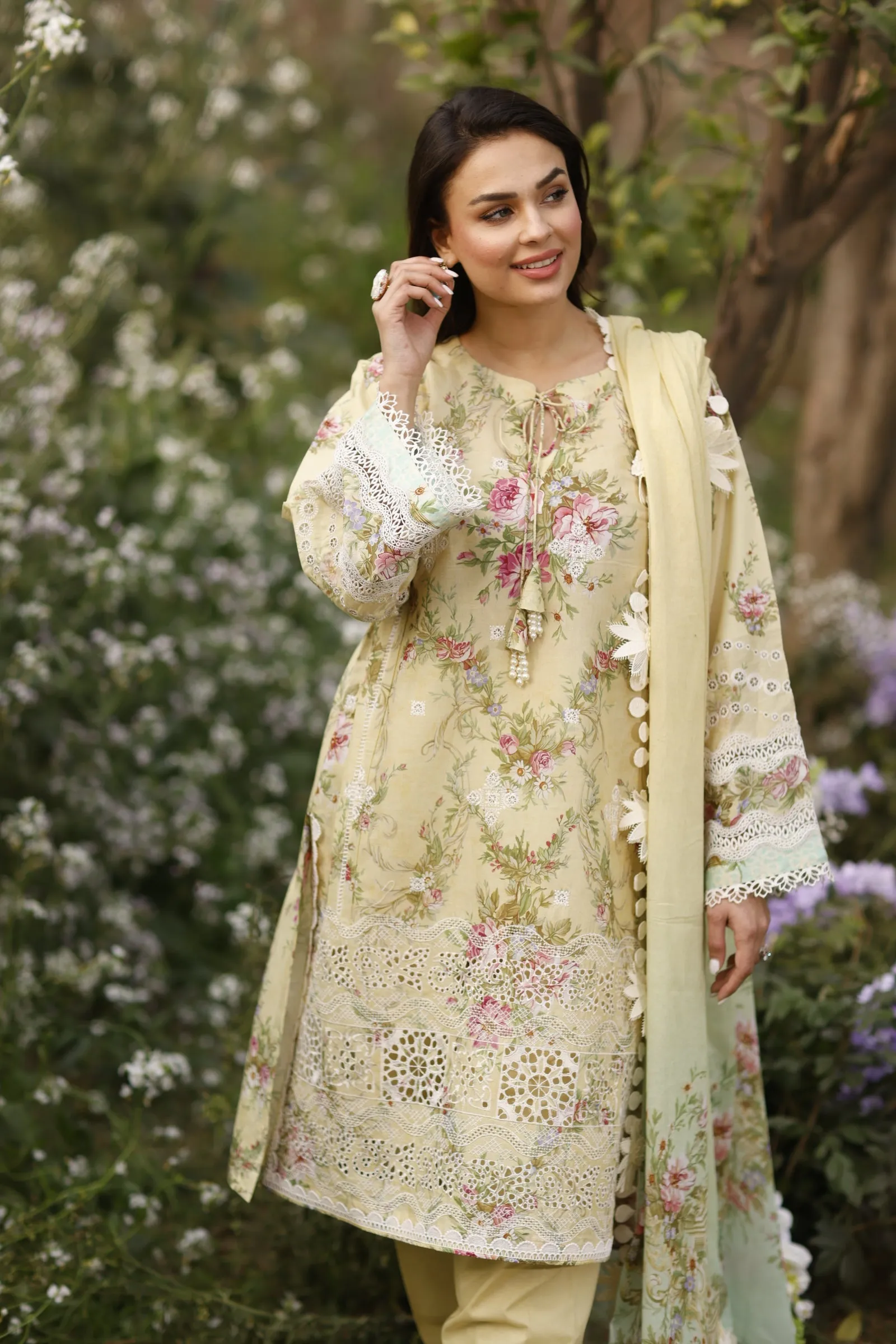 Manara by Maria Asif Baig - Vintage Flora Lawn Collection – SABA