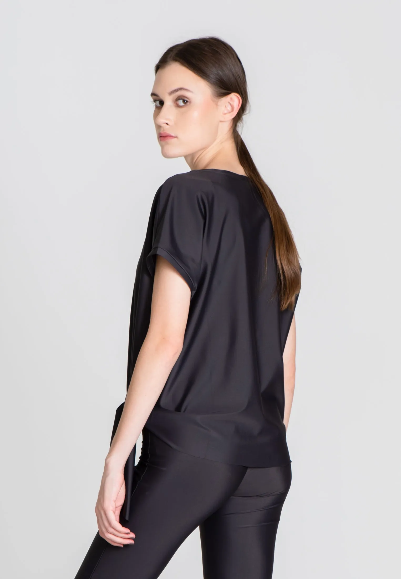 Mini Knot Sport Top - Caviar