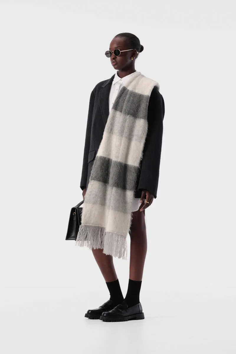Nielson Scarf Grey Check