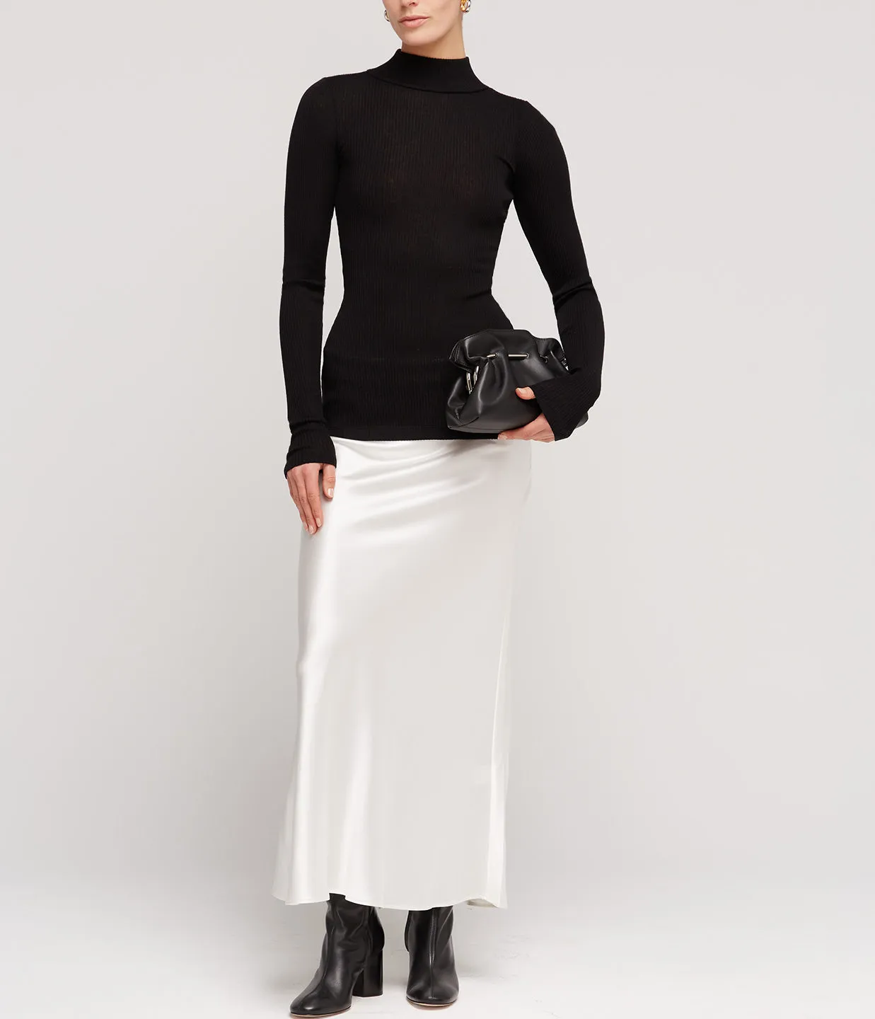 Sade Ribbed Turtleneck in Black