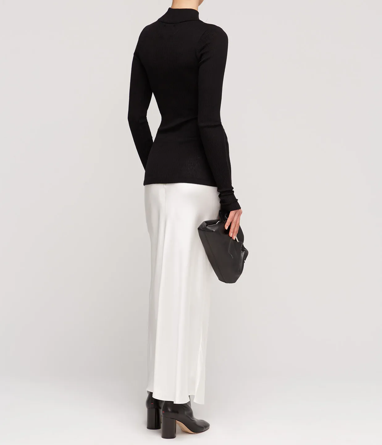 Sade Ribbed Turtleneck in Black