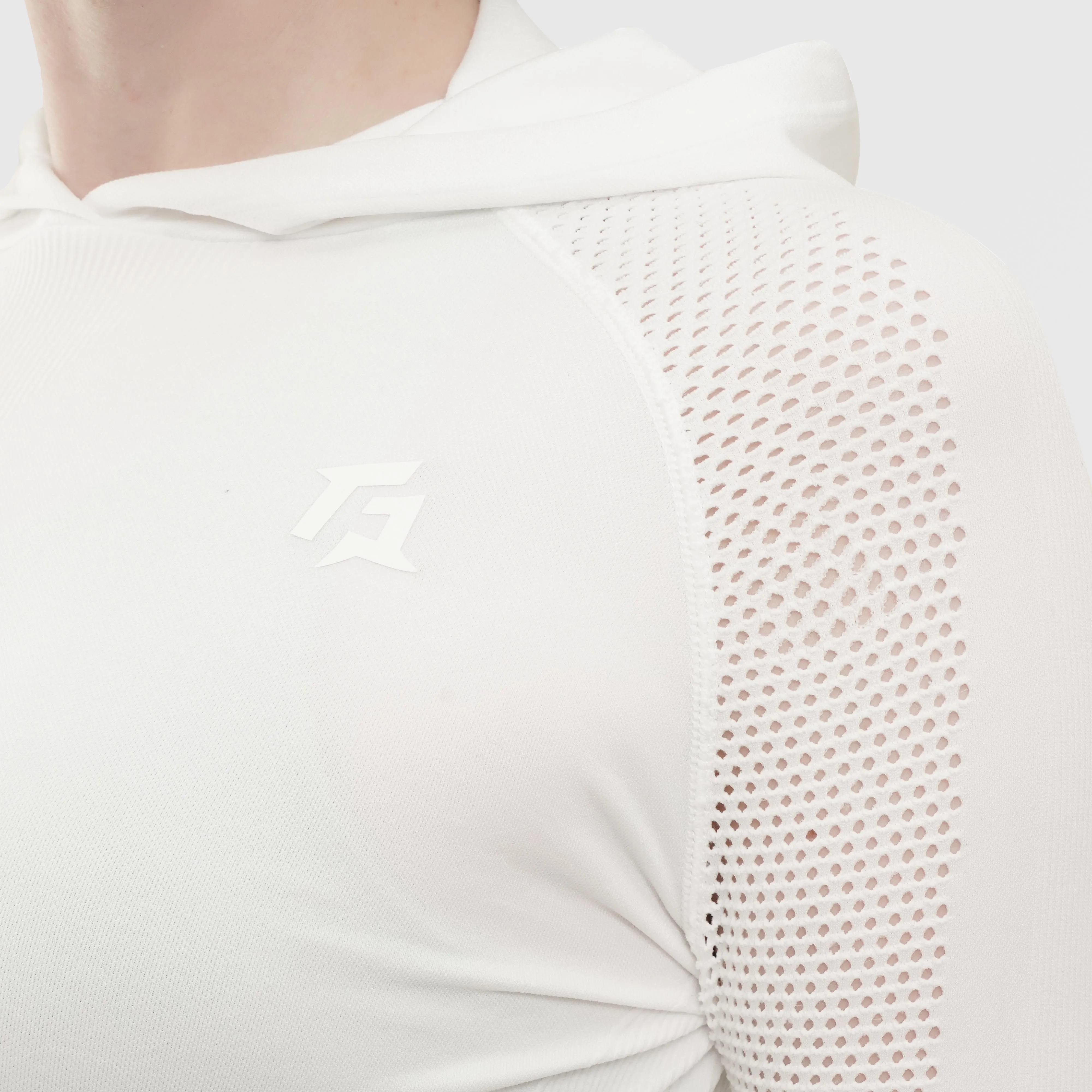 Snug Seamless Crop Top (White)